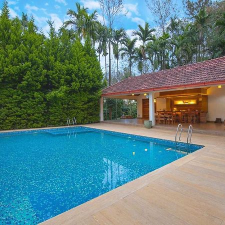 Stayvista At Tall Silver With Infinity Pool & Breakast Madikeri Bagian luar foto