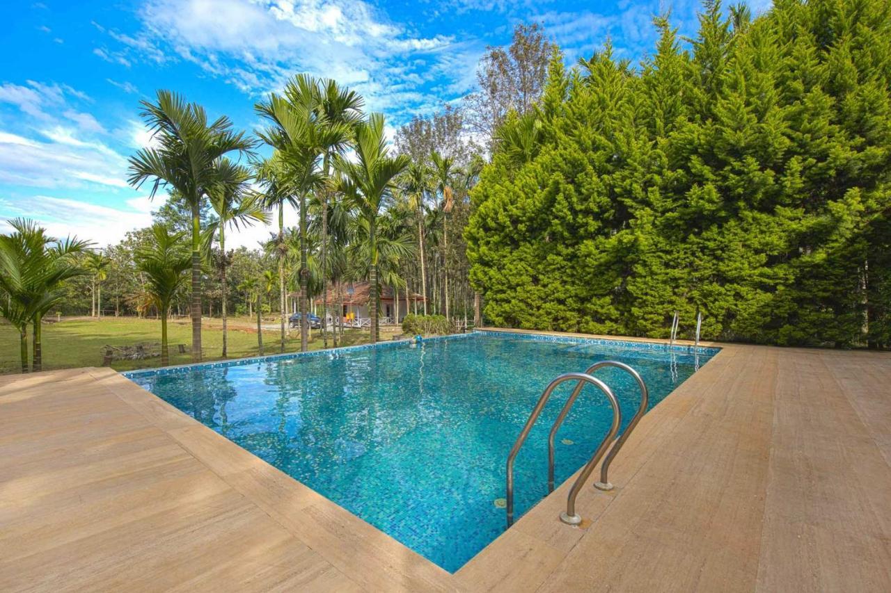 Stayvista At Tall Silver With Infinity Pool & Breakast Madikeri Bagian luar foto