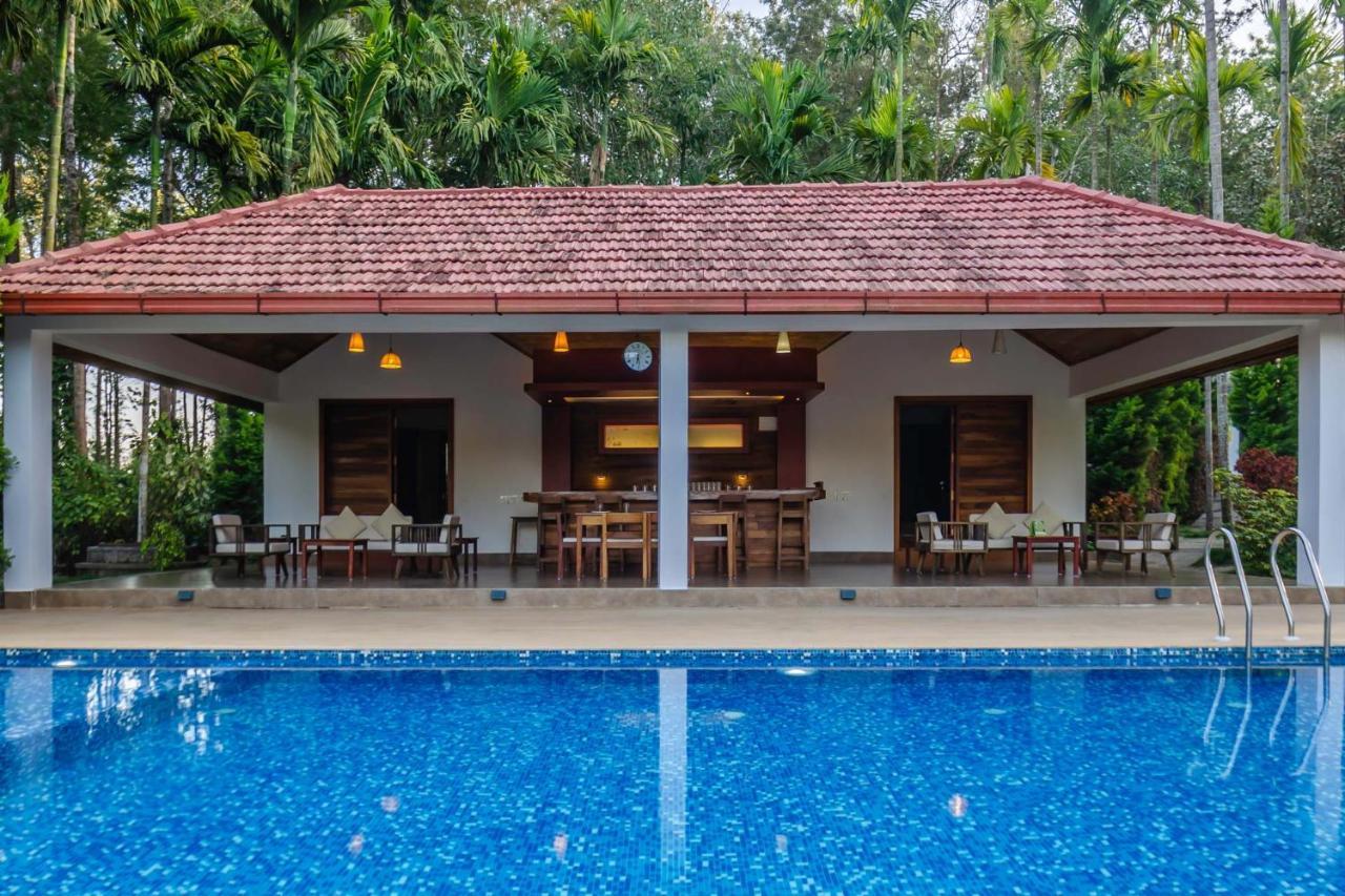 Stayvista At Tall Silver With Infinity Pool & Breakast Madikeri Bagian luar foto